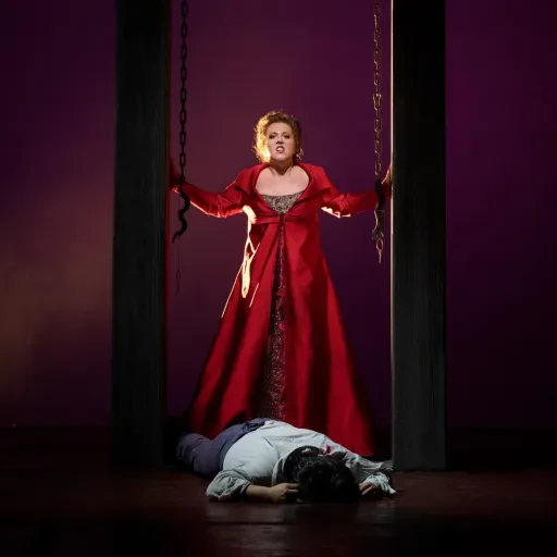 Showbild for operan Tosca pa Kungliga Operan