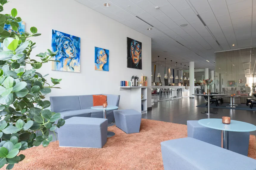lobby6