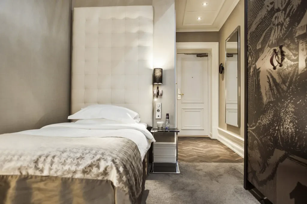 Elite Plaza Hotel