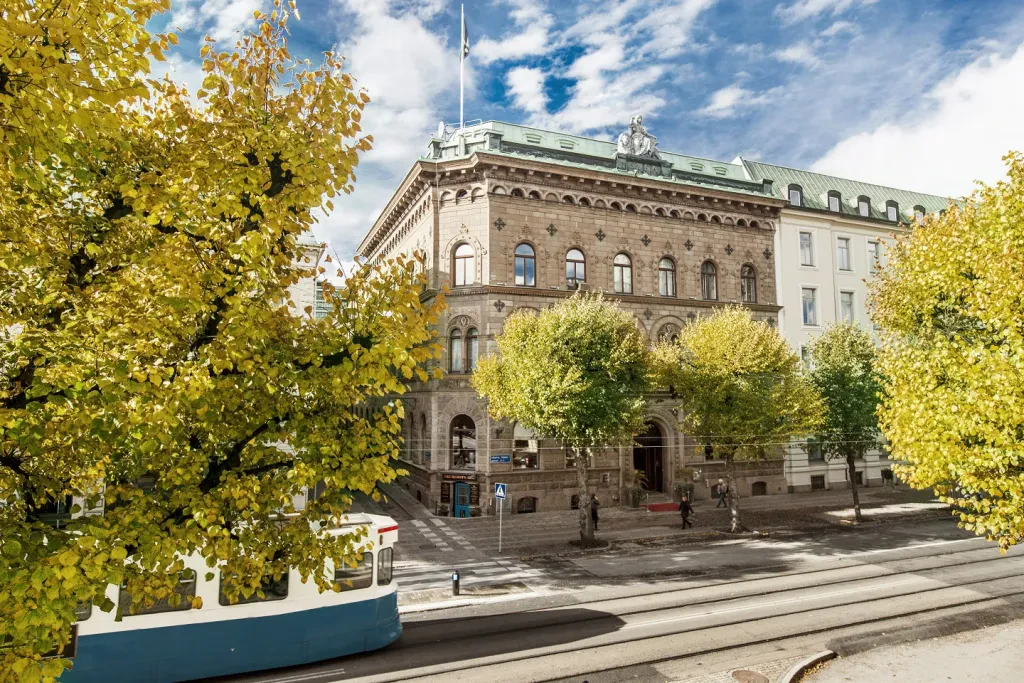 Elite Plaza Hotel