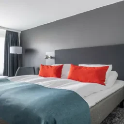 standard-superior-double-room-queen-bed-quality-hotel-prisma-2