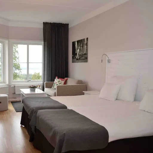 d1e034ba-67a9-4d91-82b6-4ca1d3cefbcb