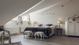 hamngatan27_rum-1-scaled-1200x700-c-default