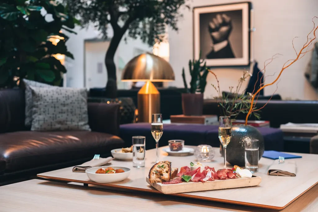 Nobis Hotel