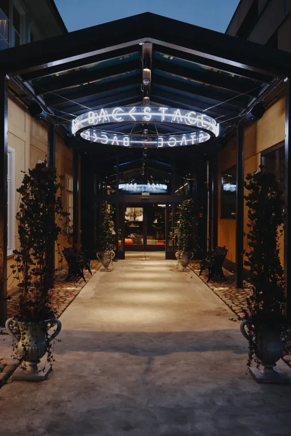 Backstage Hotel