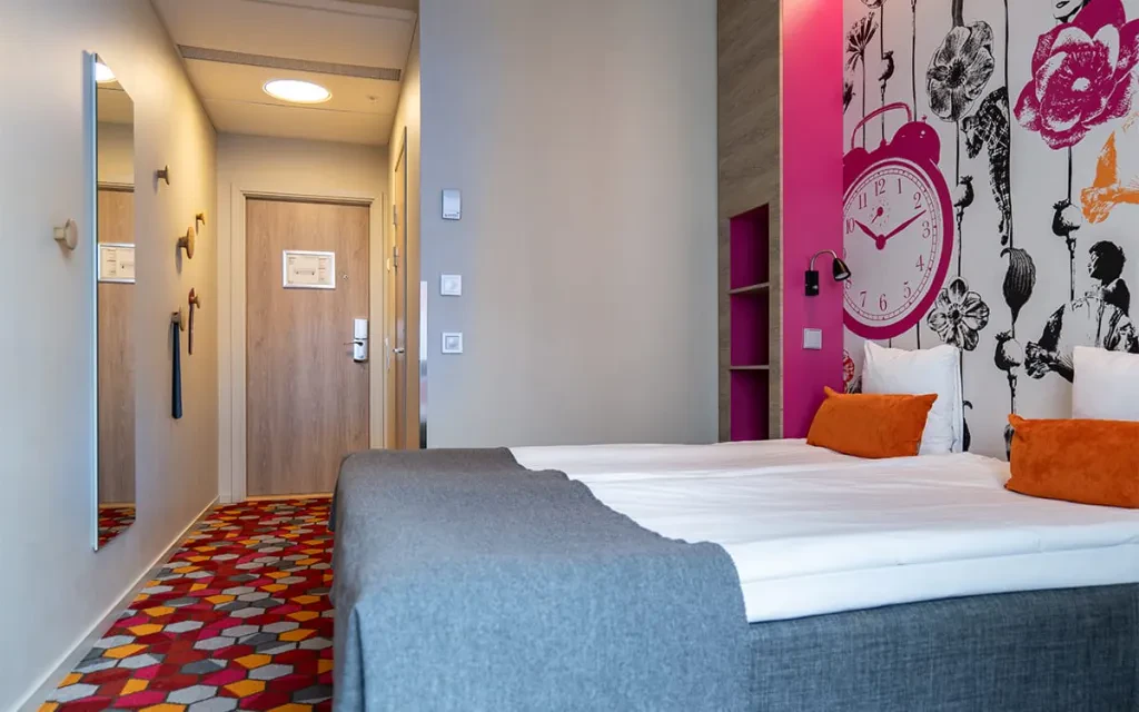 Motel L