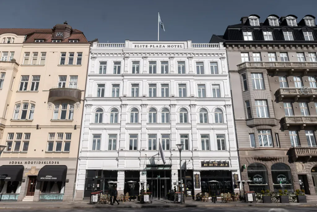 Elite Plaza Hotel