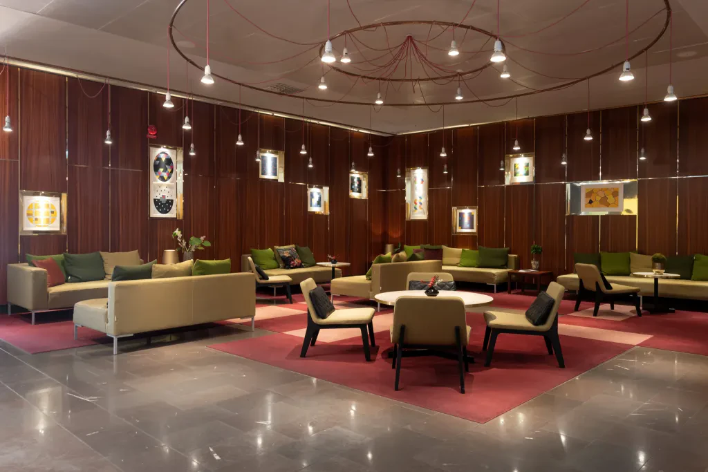 Elite Plaza Hotel