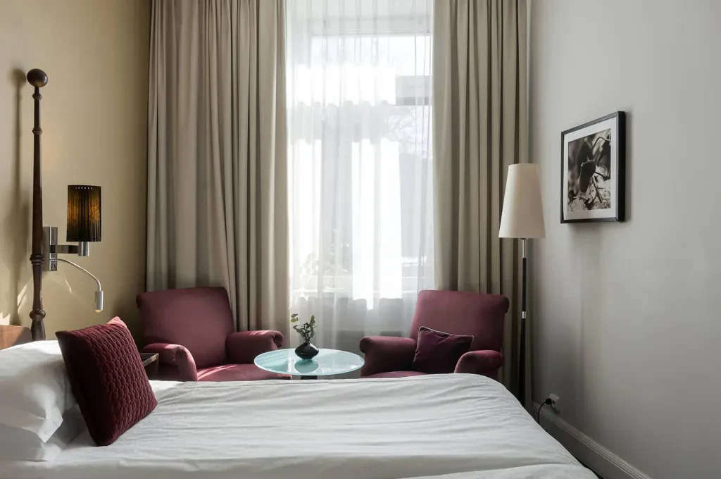 Elite Plaza Hotel